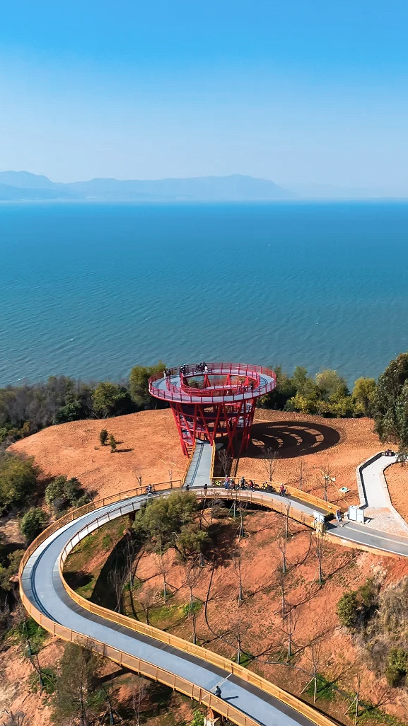 山之桥 红色螺旋观景台航拍全景