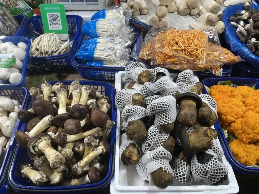 农贸市场内部